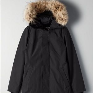 Aritzia Golden Haven Parka